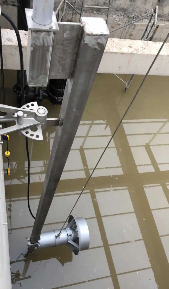 生化池后缺氧區潛水攪拌機技術要求