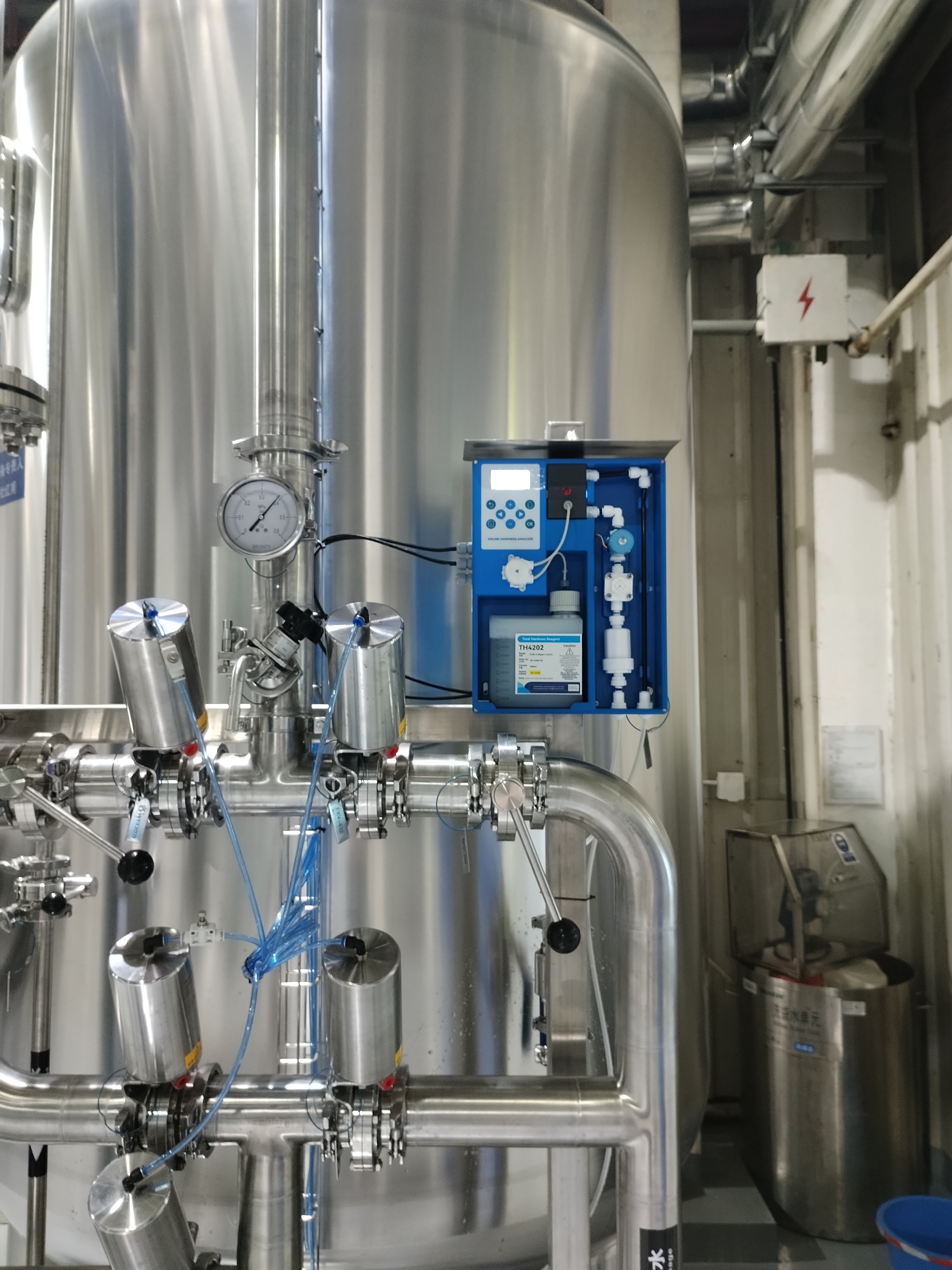 PACON4200在线硬度分析仪应用在半导体行业